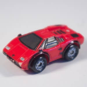 Micro Machines - Lamborghini Countach rouge (01)